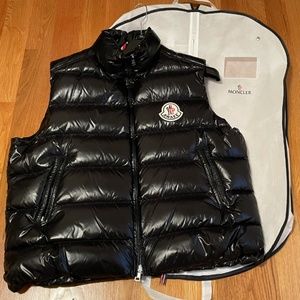 Moncler Awake Parker Gilet Puffer Vest - Black